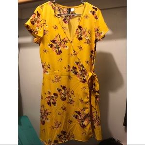 yellow wrap dress🌸